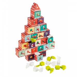 πολυ κουτί δώρου σε σχήμα Χριστουγεννιάτικου δέντρου